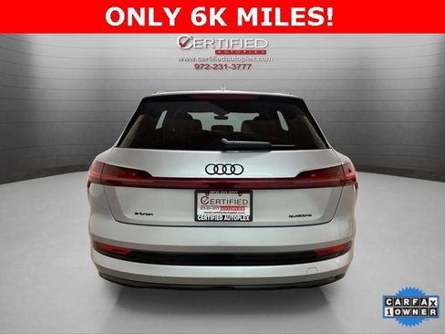 Used 2023 Audi e-tron Premium Plus image 5