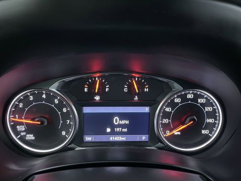 Used 2023 GMC Terrain SLT image 28