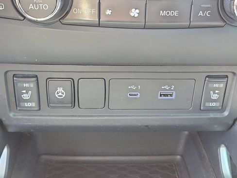 Used 2023 Nissan Frontier SV RWD image 30