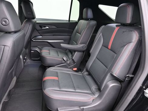 Used 2024 Chevrolet Traverse RS w/ LPO, Floor Liner Package AWD/4WD image 25