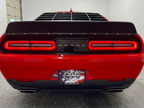 Used 2016 Dodge Challenger R/T Scat Pack w/ Leather Interior Group image 12