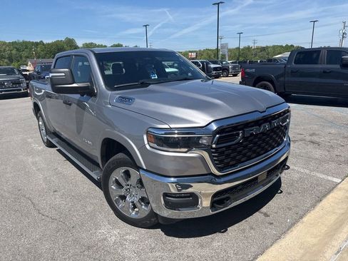 Used 2025 RAM 1500 Big Horn image 8