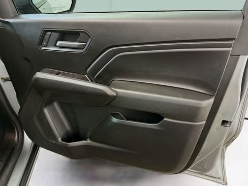 Used 2025 Chevrolet Colorado Trail Boss image 33