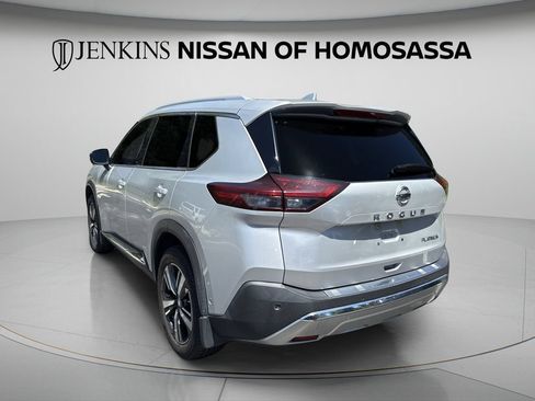 Certified 2021 Nissan Rogue Platinum FWD image 10
