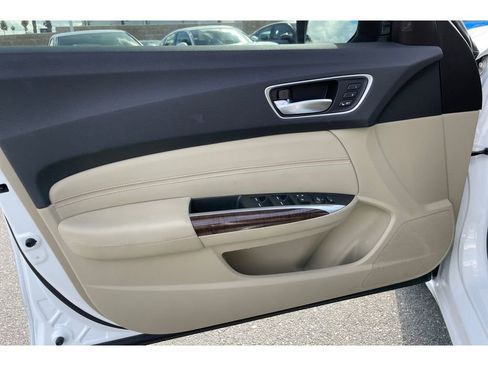 Certified 2020 Acura TLX w/ Technology Package image 10