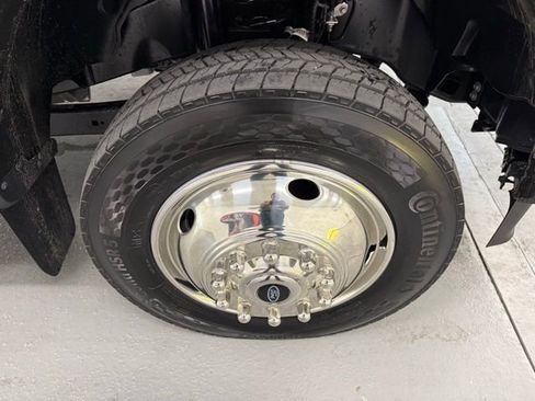 New 2026 Ford F450 XL w/ XL Chrome Package image 4