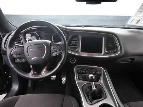 Used 2022 Dodge Challenger R/T Scat Pack RWD image 17