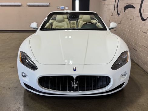 Used 2011 Maserati GranTurismo Convertible RWD image 20