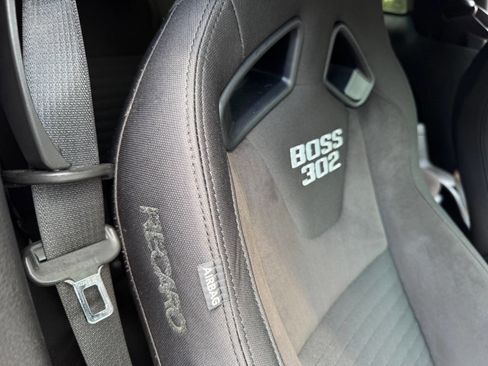 Used 2012 Ford Mustang Boss 302 w/ Boss 302 Accessory Pkg RWD image 41