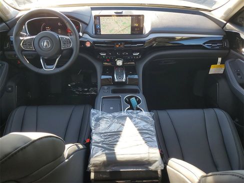 New 2026 Acura MDX FWD image 18