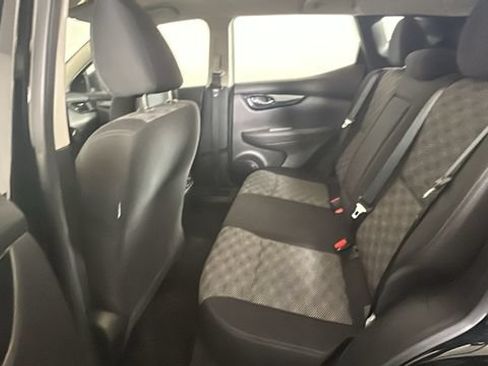 Used 2019 Nissan Rogue Sport SV w/ All-Weather Package AWD/4WD image 26