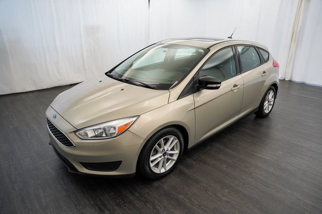 Used 2016 Ford Focus SE FWD image 3