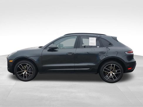 Used 2022 Porsche Macan AWD/4WD image 5