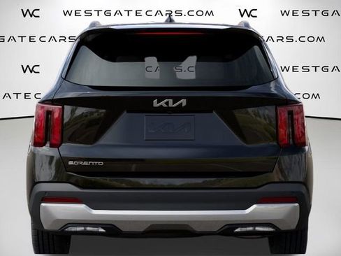 New 2026 Kia Sorento S FWD image 18