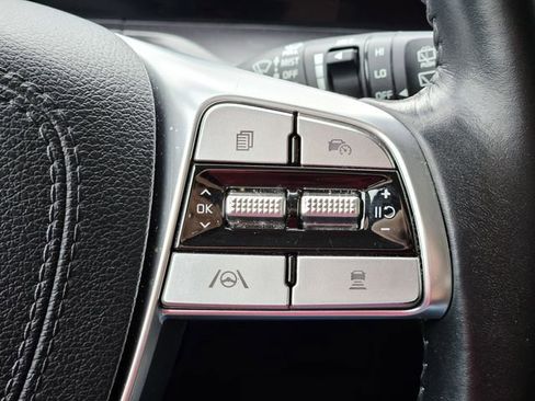 Used 2025 Kia Telluride S FWD image 18
