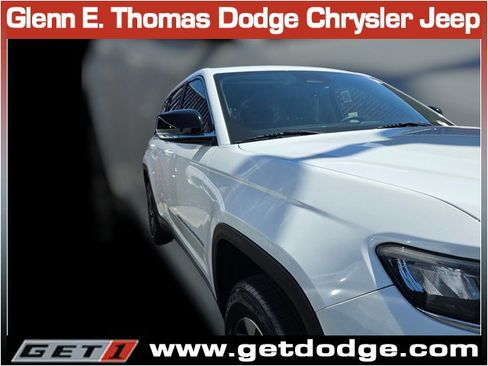 Used 2022 Jeep Grand Cherokee Limited 4xe w/ Luxury Tech Group II AWD/4WD image 6