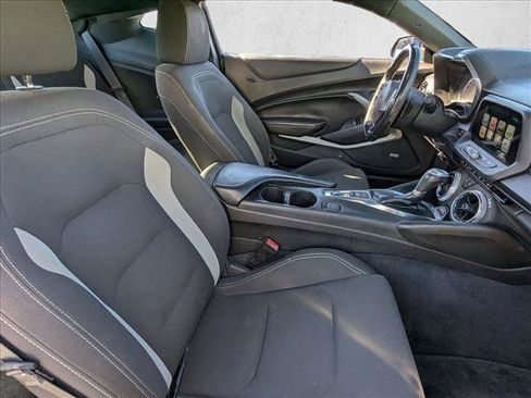 Used 2016 Chevrolet Camaro LT w/ Technology Package image 16