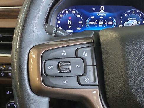 Used 2023 Chevrolet Tahoe High Country w/ Premium Package 2 AWD/4WD image 24