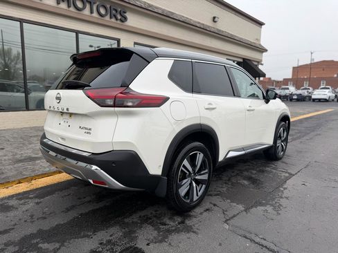 Used 2022 Nissan Rogue Platinum w/ Head-Up Display Package image 3