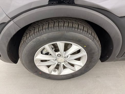 Used 2016 Kia Sorento FWD image 10
