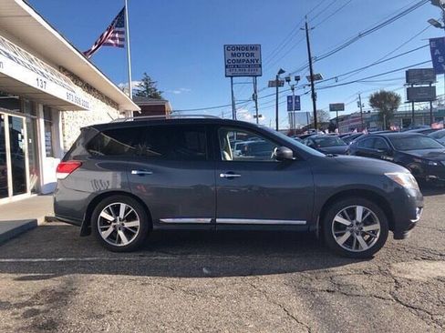 Used 2013 Nissan Pathfinder Platinum w/ Platinum Premium Pkg AWD/4WD image 4