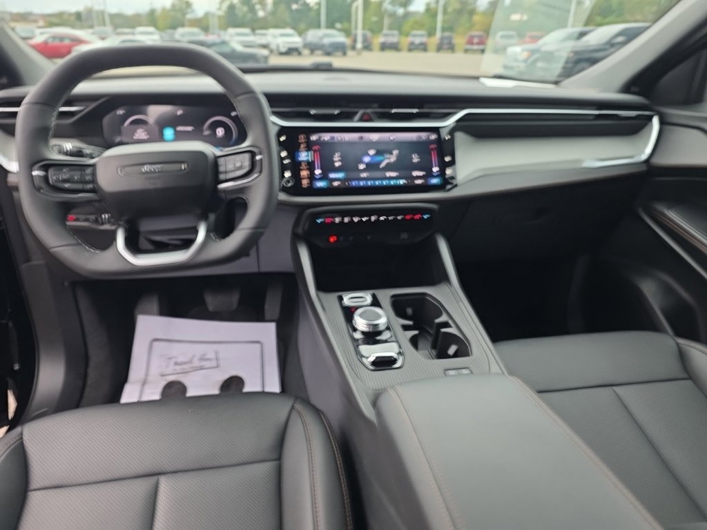 Used 2026 Jeep Cherokee Limited AWD/4WD image 14