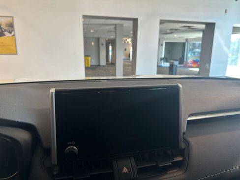 Used 2025 Toyota RAV4 LE image 18