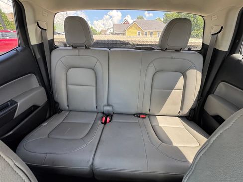 Used 2020 Chevrolet Colorado W/T AWD/4WD image 23