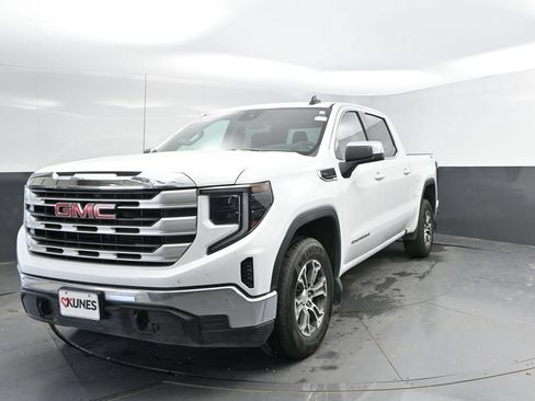 Used 2023 GMC Sierra 1500 SLE AWD/4WD image 5