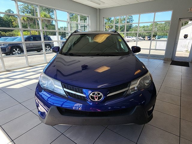 Used 2014 Toyota RAV4 XLE AWD/4WD image 3
