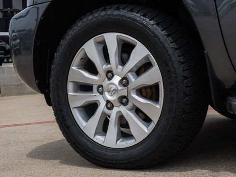 Used 2019 Toyota Sequoia Platinum AWD/4WD image 65
