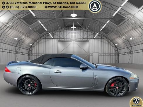 Used 2010 Jaguar XKR Convertible image 10