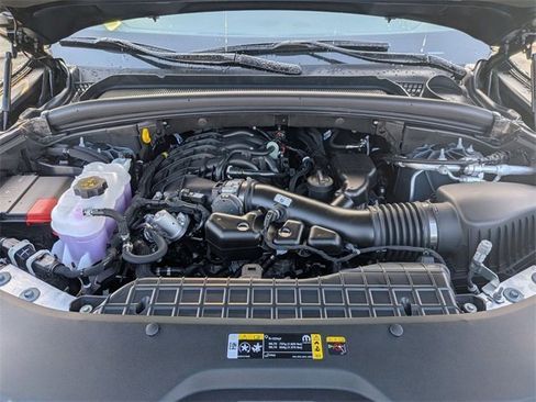 New 2025 Jeep Grand Cherokee Limited w/ Luxury Tech Group II image 33