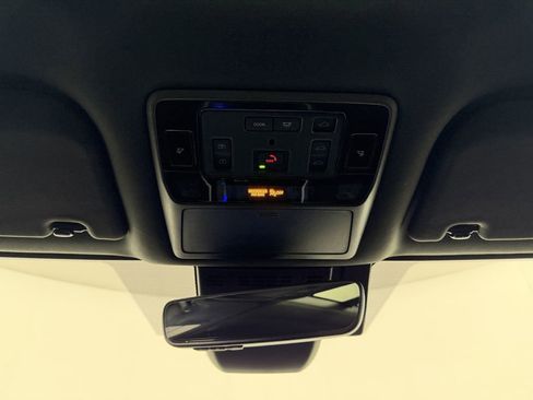 Used 2026 Toyota Grand Highlander AWD Hybrid image 31