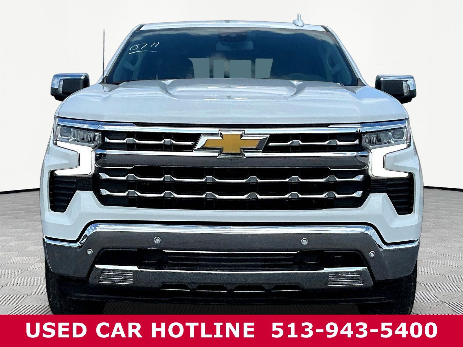 Used 2023 Chevrolet Silverado 1500 LTZ AWD/4WD image 2