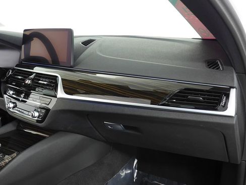 Certified 2023 BMW 530e 530e iPerformance w/ Convenience Package image 14