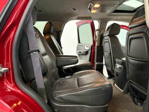 Used 2013 Cadillac Escalade Platinum image 46