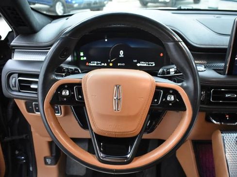 Used 2022 Lincoln Aviator Black Label image 36