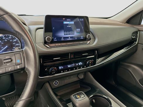 Used 2023 Nissan Rogue SL image 25