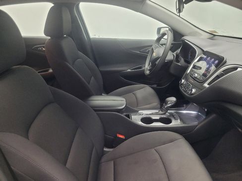 Used 2023 Chevrolet Malibu LT FWD image 21