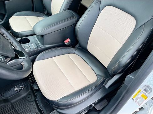 Used 2022 Ford Escape Titanium w/ Titanium Elite Package AWD/4WD image 20
