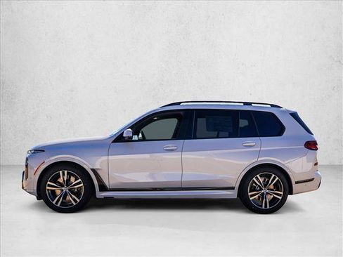 New 2027 BMW X7 xDrive40i w/ M Sport Package AWD/4WD image 8