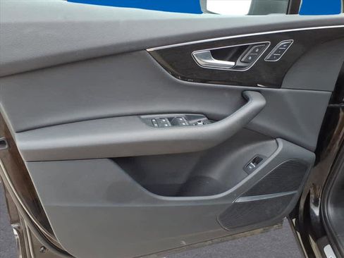 Used 2021 Audi Q7 2.0T Premium Plus image 11