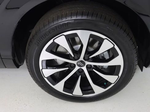 New 2026 Audi Q3 quattro 2.0T image 9