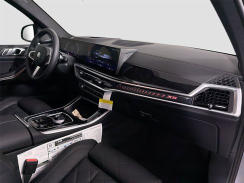 New 2026 BMW X5 xDrive40i AWD/4WD image 31
