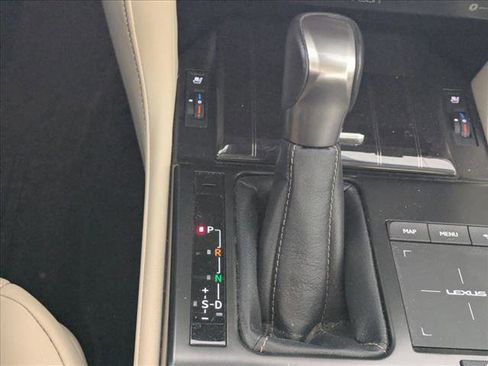 Used 2023 Lexus GX 460 Premium image 12