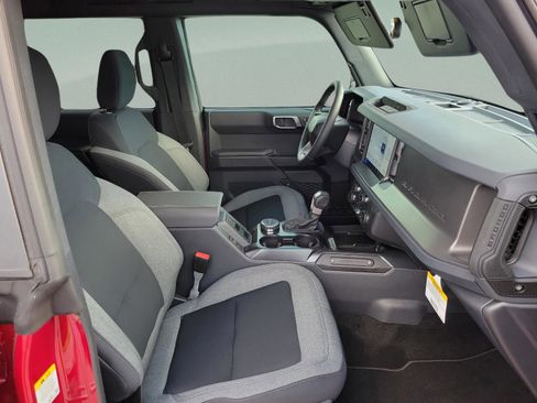 New 2025 Ford Bronco Big Bend image 9