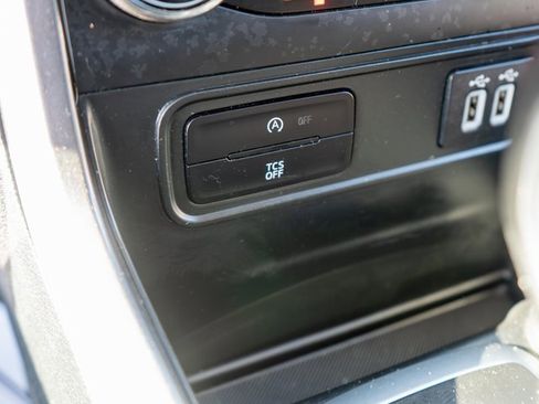 Used 2022 Ford EcoSport SE w/ SE Convenience Package image 27