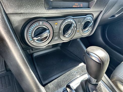 Used 2016 MAZDA MAZDA3 i Sport w/ Preferred Equipment Package FWD image 27