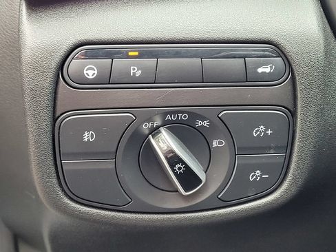Used 2022 INFINITI QX50 Essential AWD/4WD image 8